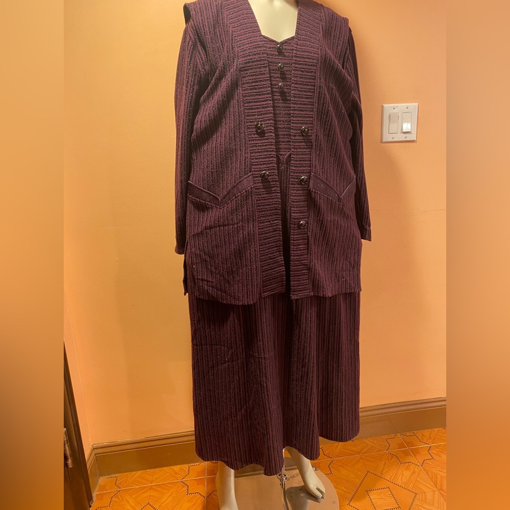 Brand-Classic Fashion dressy 2 piece dress , Size 56EU, Color- Eggplant/Purple